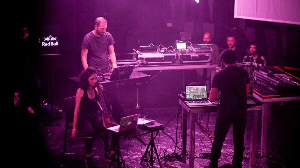 Quadradesic Audiovisual Babylon Istanbul